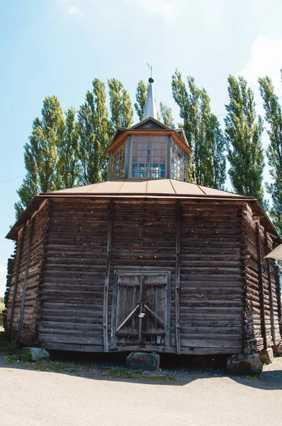 ウクライナ Pereyaslav Khmelnitsky 2019年5月 民俗建築と中世ドニエプルの生活の博物館 1768年ポルタヴァ州アンドリュシ村聖ジョージ教会 — ストック写真