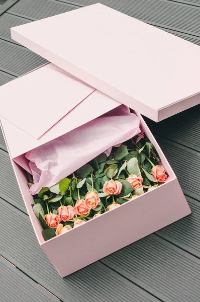 Romantic luxury red roses in gift souvenir rose box