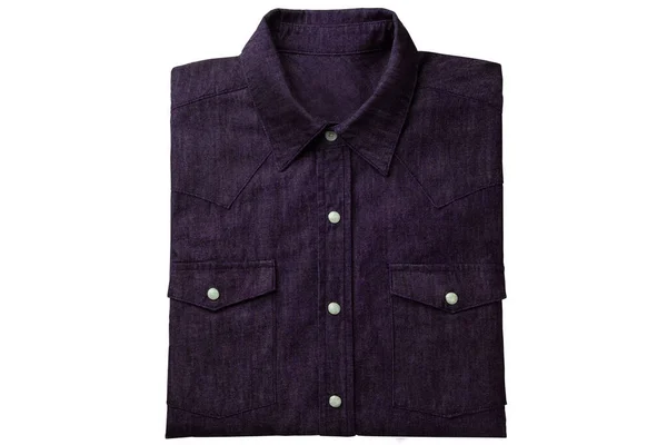 Camicia Viola Piegata Uno Sfondo Bianco Isolato — Foto Stock