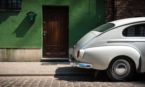 Auto retrò in strada di Danzica — Foto Stock