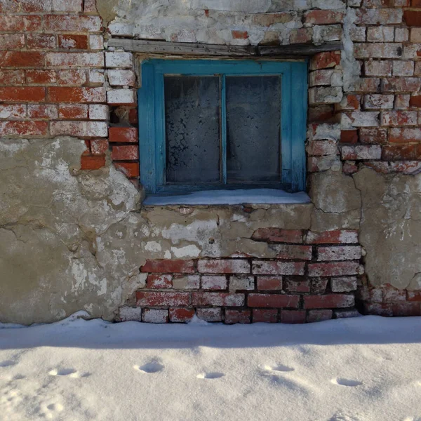 Old Building Brick Wall Window Winter Snow Russia — Stock Photo, Image