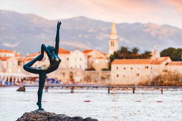 Sculpture Dancer Girl Budva Montenegro Balkans Europe Old Town Mountains — Stockfoto