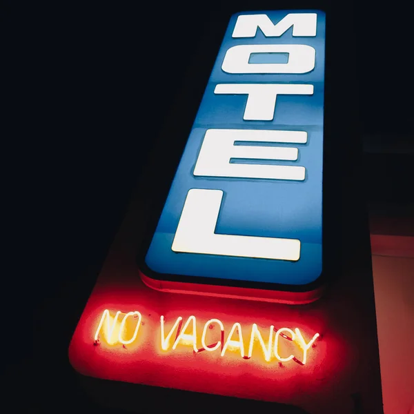 Neon Motel Semn Statele Unite Nici Vacany Evidențiat Roșu — Fotografie, imagine de stoc