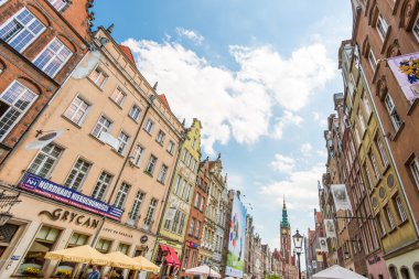 Gdansk sokakta renkli evleri