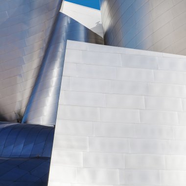 Los Angeles - 26 Temmuz: Walt Disney Konser Salonu Los Angeles, Ca üzerinde 26 Temmuz 2015. Konser Salonu evler olduğunu bir tasarım mimar Frank Gehry tarafından.