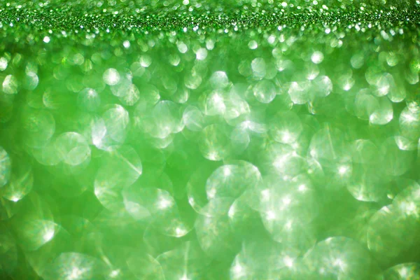 Fondo abstracto verde elegante con luces desenfocadas bokeh — Foto de Stock