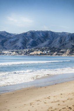 Santa Monica sahilinde güzel okyanus görmek