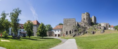 Levice kale Slovakya