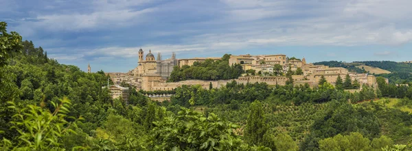 Urbino castle in italien — Stockfoto