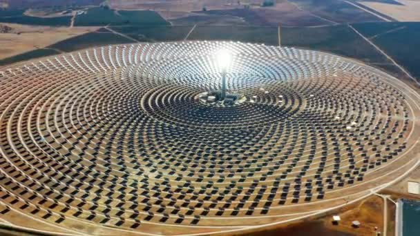 Letecký Pohled Fotovoltaickou Solární Elektrárnu Termosolární Elektrárna Centrum Solární Farmy — Stock video