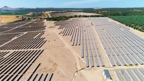 Letecký Pohled Obrovskou Farmu Solárních Panelů Solární Článek Slunečním Světlem — Stock video