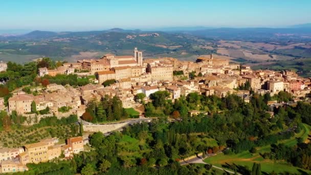 Villaggio Italiano Monticchiello Toscana Drone Che Sorvola Magnifico Villaggio Prati — Video Stock