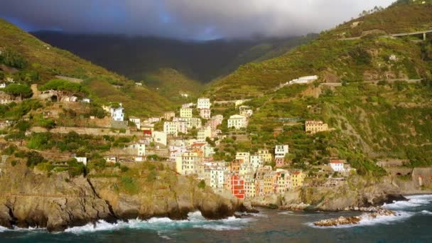 Riomaggiore Village Des Cinque Terre Spezia Italie Vol Par Drone — Video