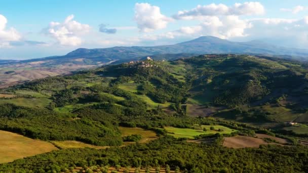 Italienska Byn Monticchiello Toscana Italien Drönaren Flyger Över Den Magnifika — Stockvideo