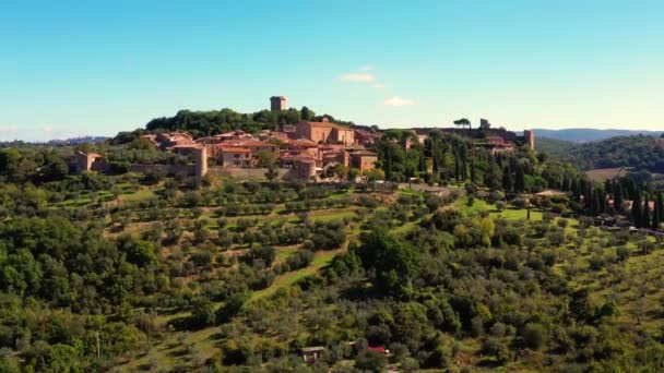 Villaggio Italiano Monticchiello Toscana Drone Che Sorvola Magnifico Villaggio Prati — Video Stock