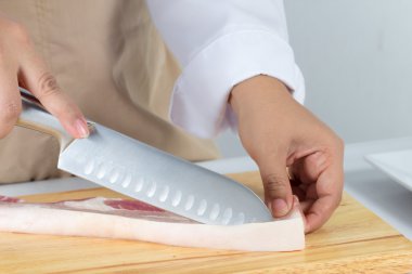 kesim çizgili domuz eti