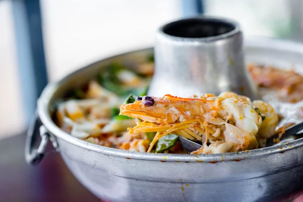 Soupe de crevettes épicée — Photo
