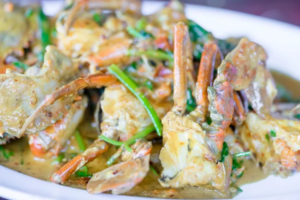 Cuisine thaïlandaise crabe au curry — Photo