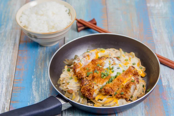 Japanska panerad djupa stekt fläsk — Stockfoto