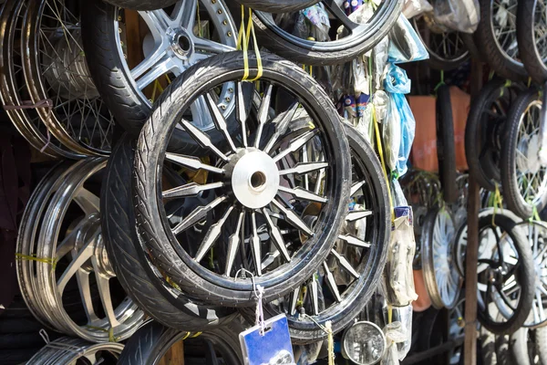 Wheels Shop at Phnom Penh,Cambudia in 2014 august 18 — Stock Photo, Image
