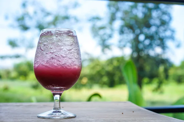 Grape soda — Stock Photo, Image