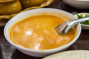şehriye Khao Soi