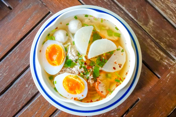 Fideos de cerdo rojo —  Fotos de Stock