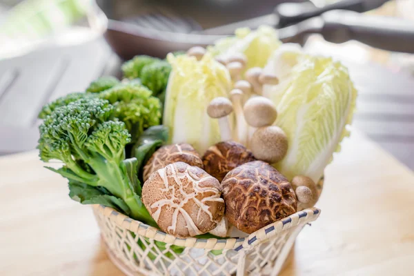 Vegetal na cesta — Fotografia de Stock