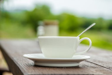 beyaz kahve fincanı