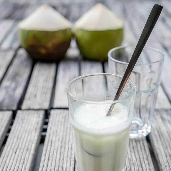 Coconut smoothies — Stock Photo, Image