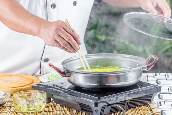 Chef cooking — Stock Photo, Image