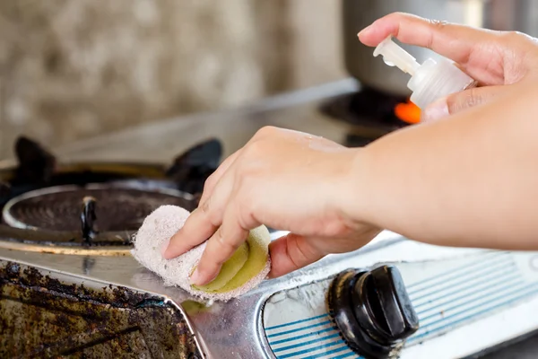 Cleaning to the stove — Stock Photo, Image