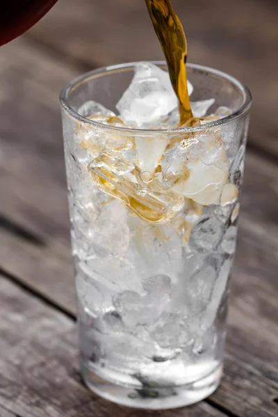 Glas Eiswürfel — Stockfoto