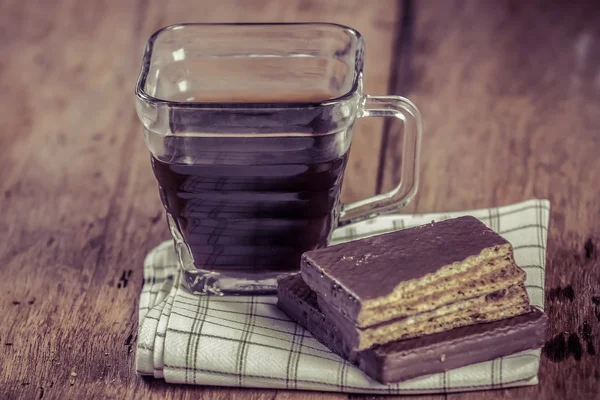 Coffee with biscuit chocolate — Stock Photo, Image