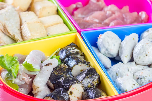 Bakso untuk membuat makanan Cina dalam kotak makanan — Stok Foto