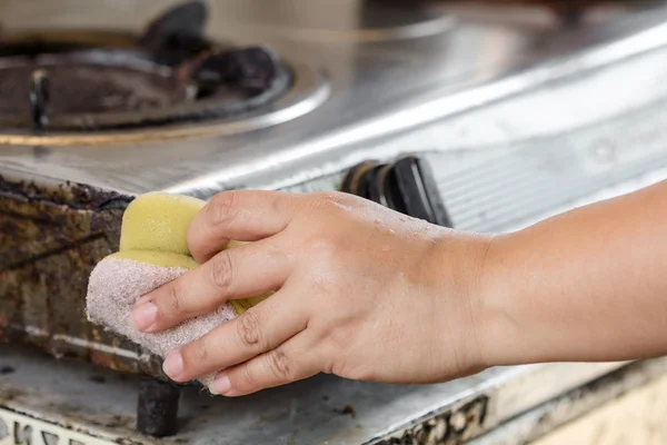 Cleaning to the stove — Stock Photo, Image