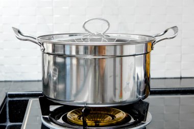 Paslanmaz çelik tencere 