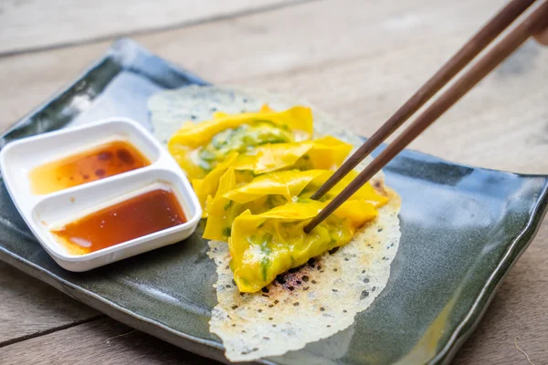 Gyoza (Japanse knoedels) — Stockfoto