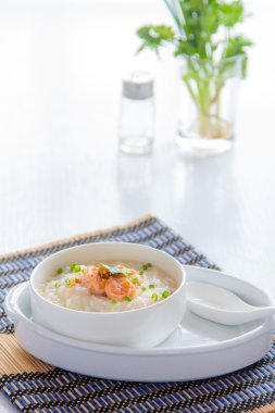 karidesli pirinç lapası