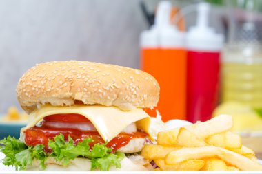 Amerikan peyniri burger