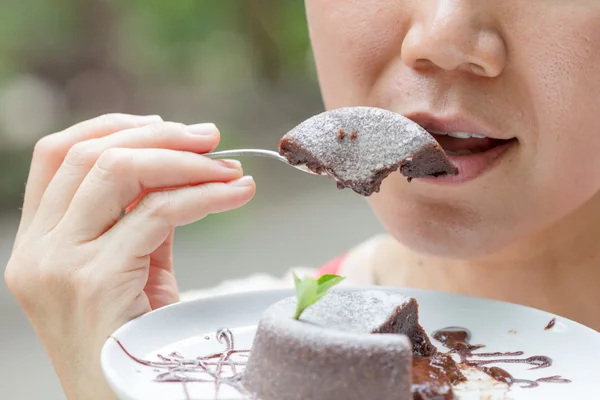 Bolo de lava de chocolate — Fotografia de Stock