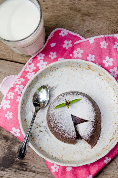 Bolo de lava de chocolate — Fotografia de Stock