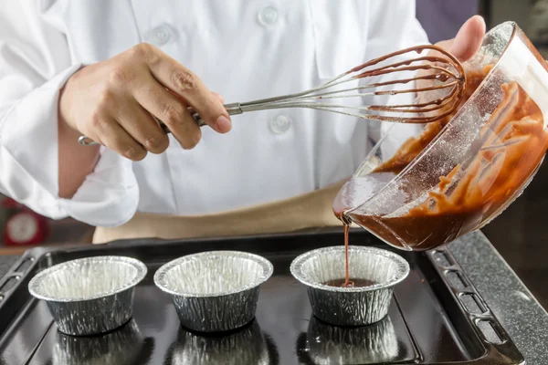 Chef fazendo padaria — Fotografia de Stock