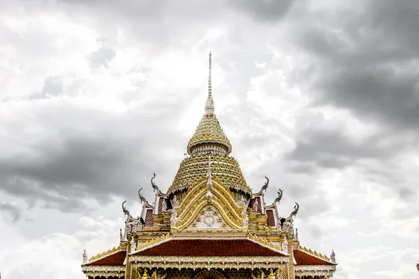 Thai temple — Stock Photo, Image