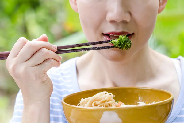 Bowl of noodles — Stock Photo, Image