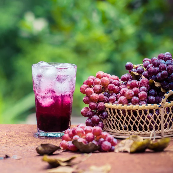 Röd druvjuice — Stockfoto