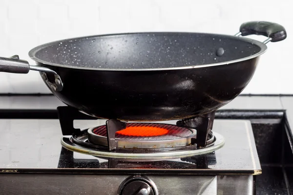 Black frying pan — Stock Photo, Image