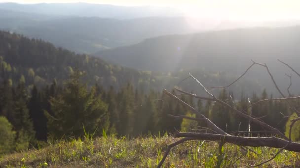 Захід сонця в горах — стокове відео