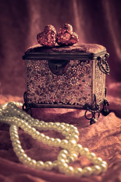 Jewel Casket & Pearls — Stock Photo, Image