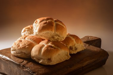 Hot Cross Buns yığını
